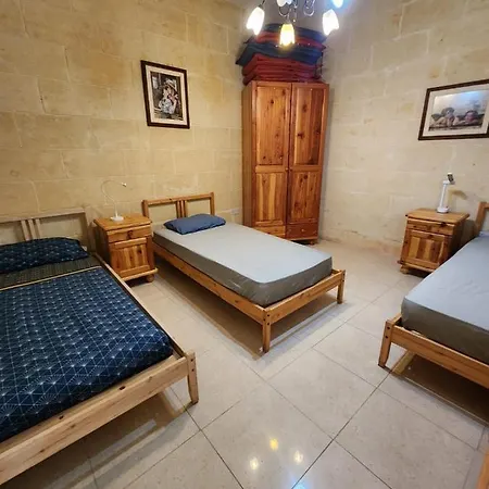 With Ensuite Bathroom With Shared Pool And Garden アパート *