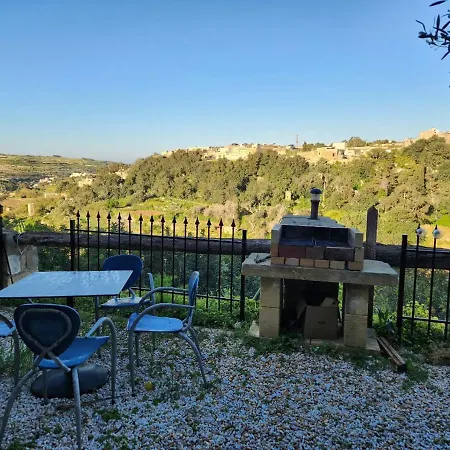 With Ensuite Bathroom With Shared Pool And Garden Ghajn il-Kbira (Gozo)